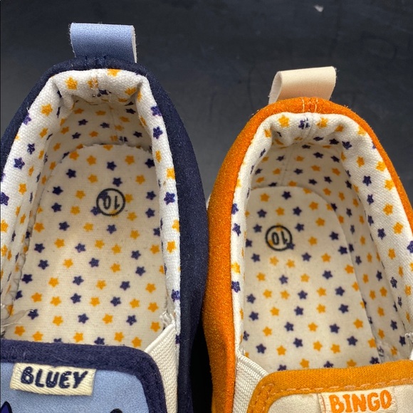 Bluey and Bingo Size 10 girls Slip-On Shoes - Orange and Blue - Picture 7 of 9